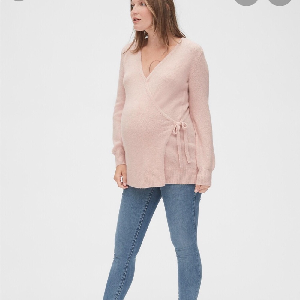 GAP Maternity Pink Nursing Sweater - M